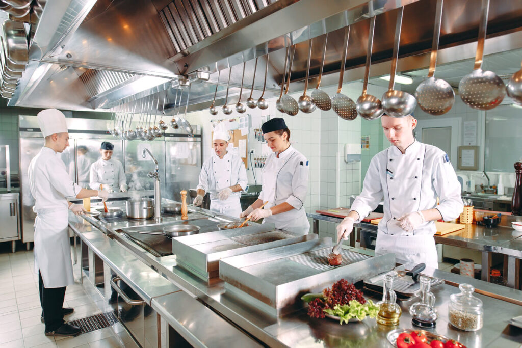 The Best Dining Near South Gate in Franklin Lakes: A Local Food Lover’s Guide
